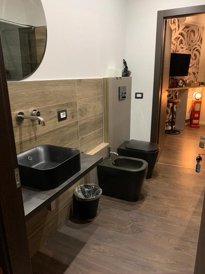 Suite Lame 37 Rental Rooms Bolonha Exterior foto